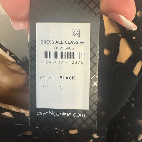 City Chic All Class Lacey overlay Black Dress Size 16 - Picture 12 of 16